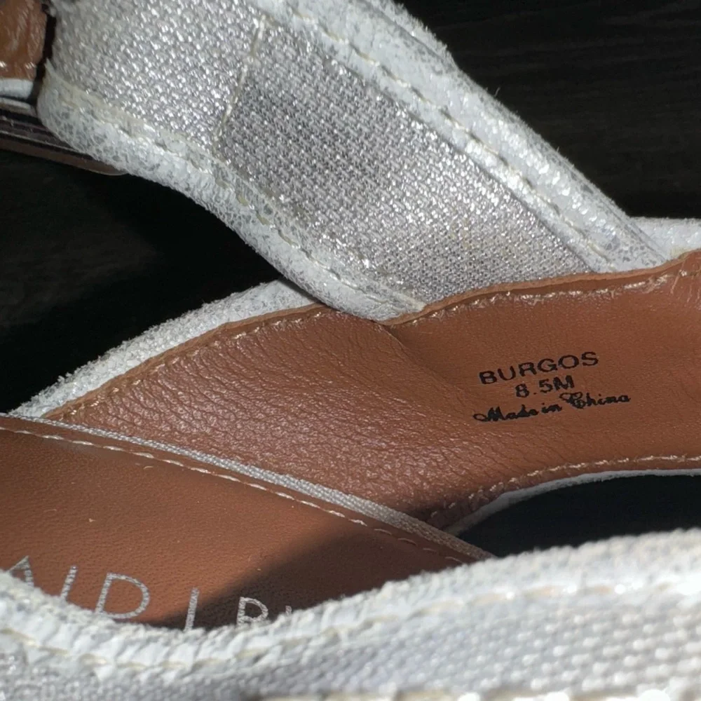 Donald J. Pliner Burgos Metallic Wedge Heel Sandals Cloth   Sz 8.5.  EUC!